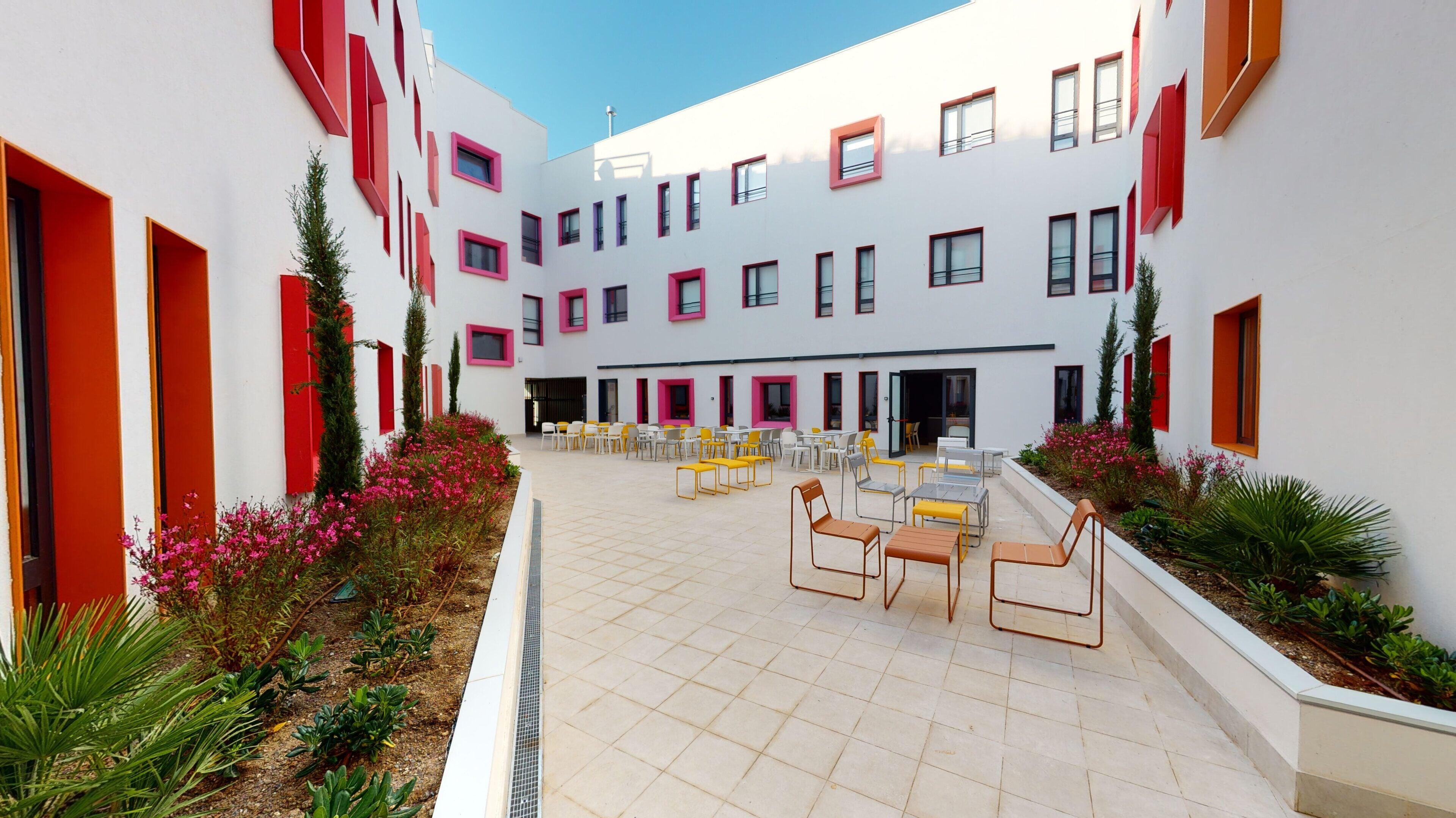 Residencia Universitaria Resa Malaga Centro, Malaga